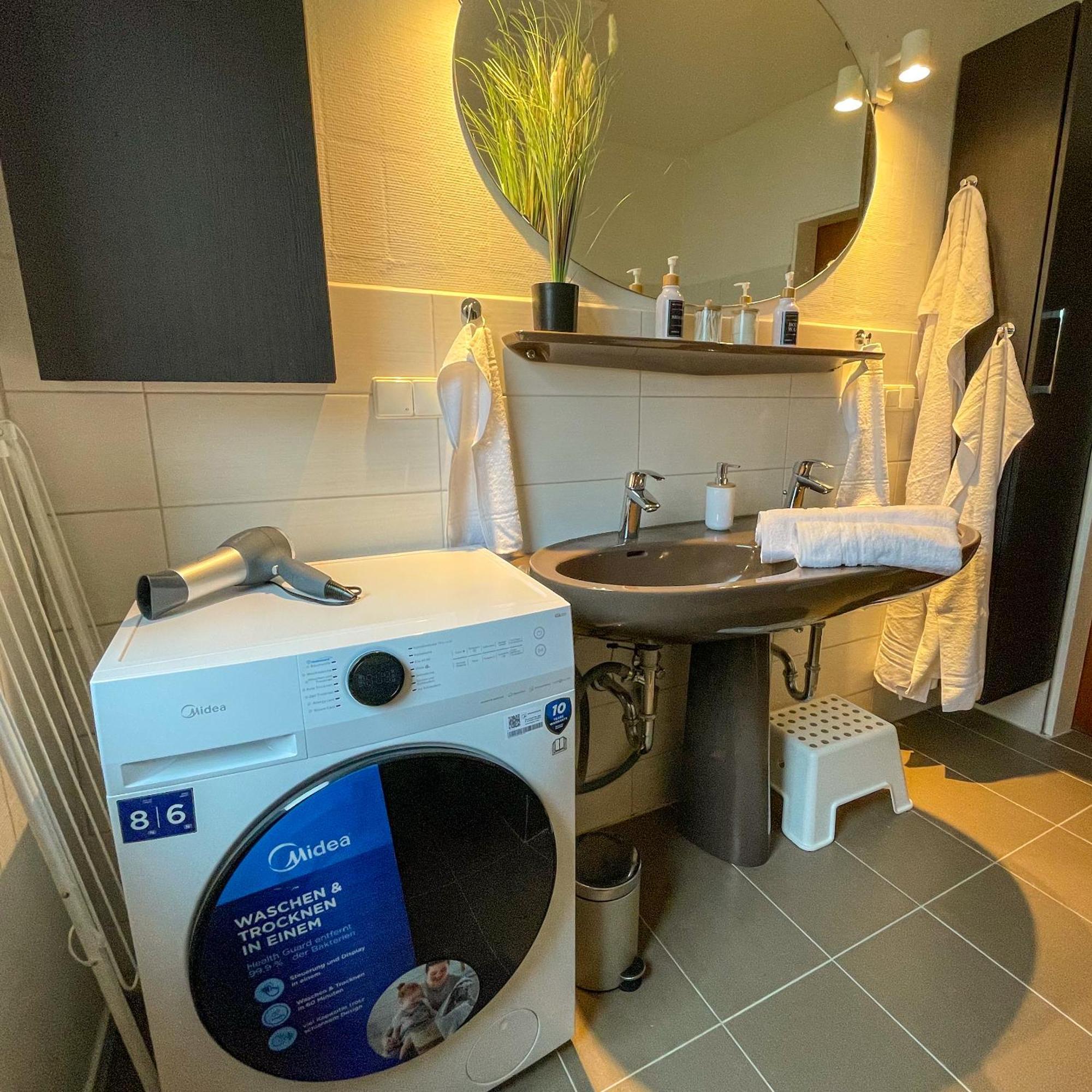 Apartment Lalelou Braunlage, Perfekt Fuer Familien, Zentral Mit Garten 120qm, Inkl Waeschepaket Und Wlan, Boxspringbett, 6 Personen