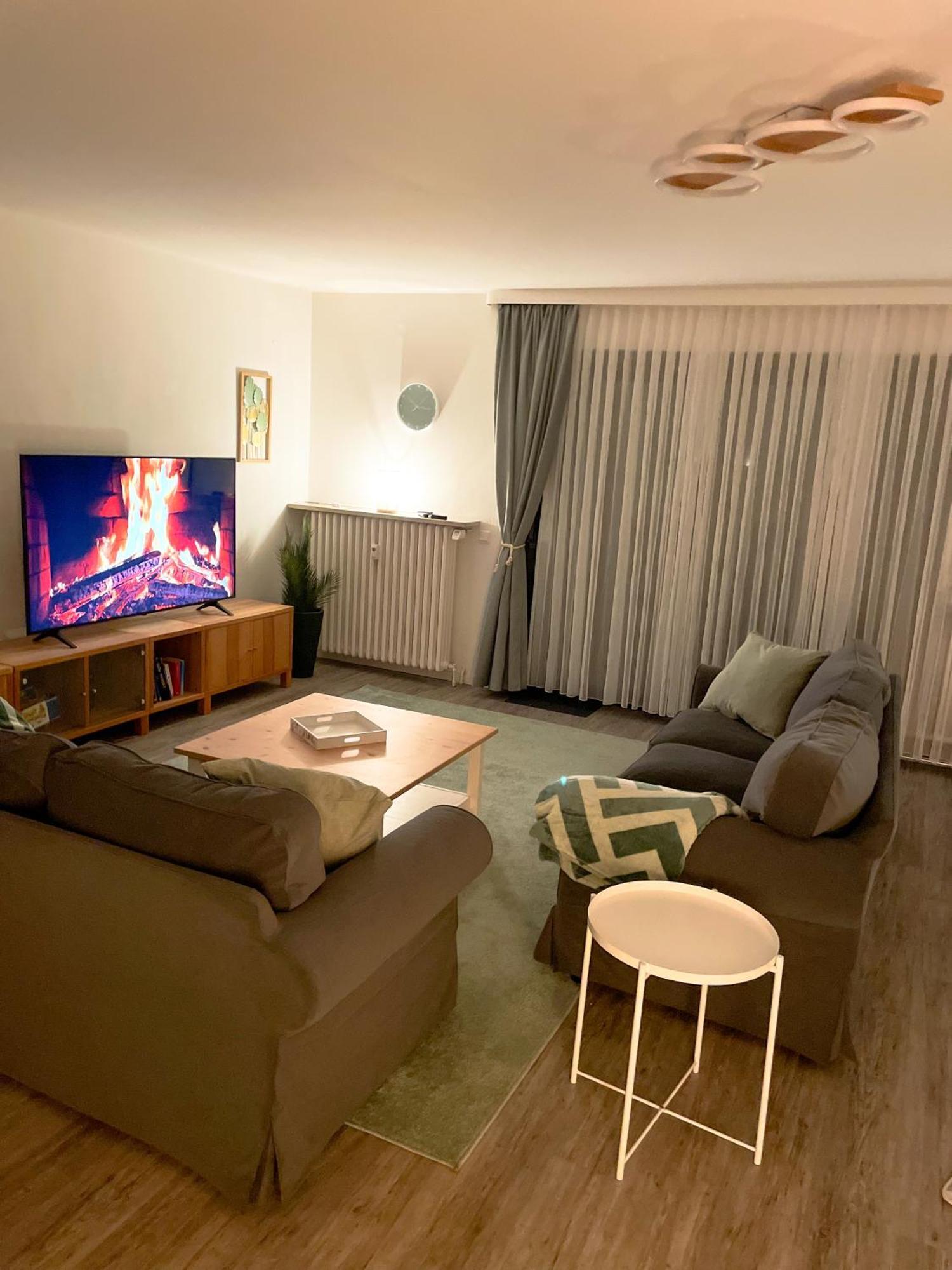Apartment Lalelou Braunlage, Perfekt Fuer Familien, Zentral Mit Garten 120qm, Inkl Waeschepaket Und Wlan, Boxspringbett, 6 Personen