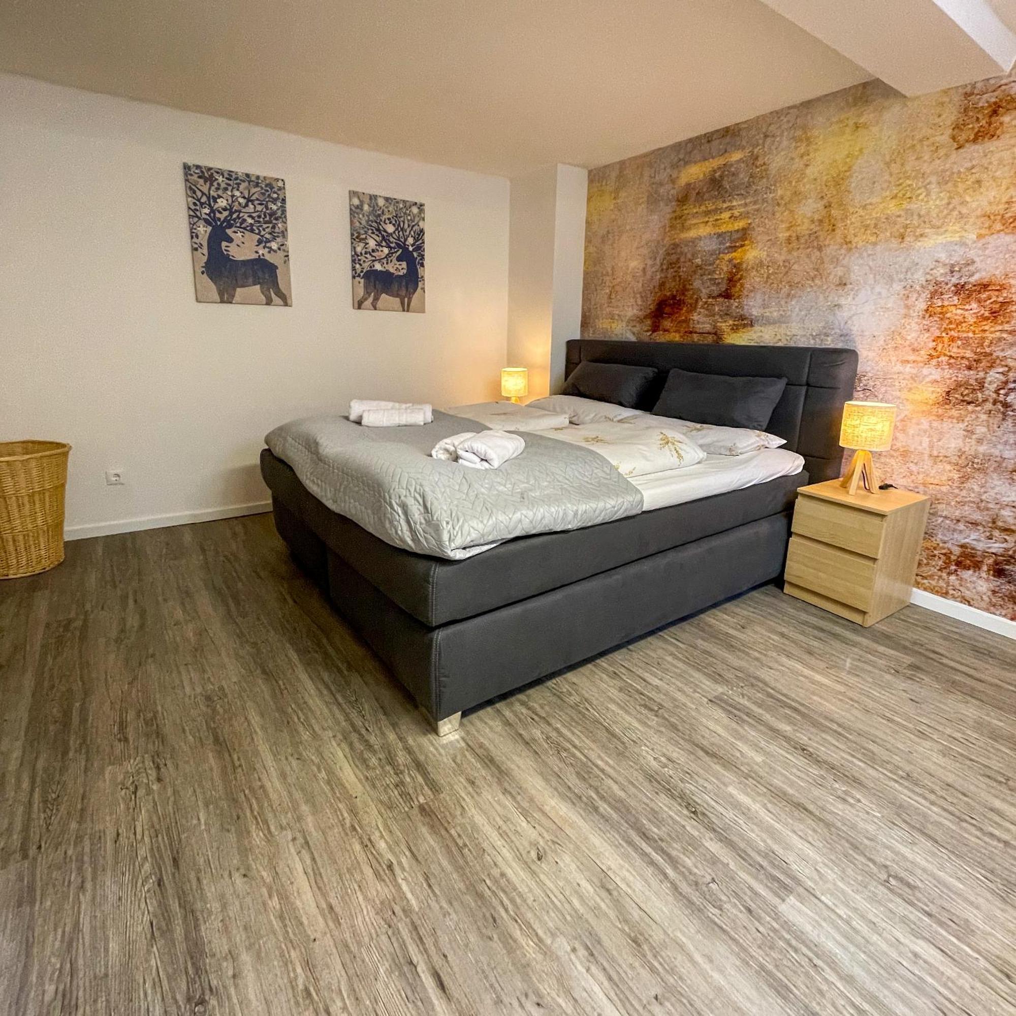 Apartment Lalelou Braunlage, Perfekt Fuer Familien, Zentral Mit Garten 120qm, Inkl Waeschepaket Und Wlan, Boxspringbett, 6 Personen